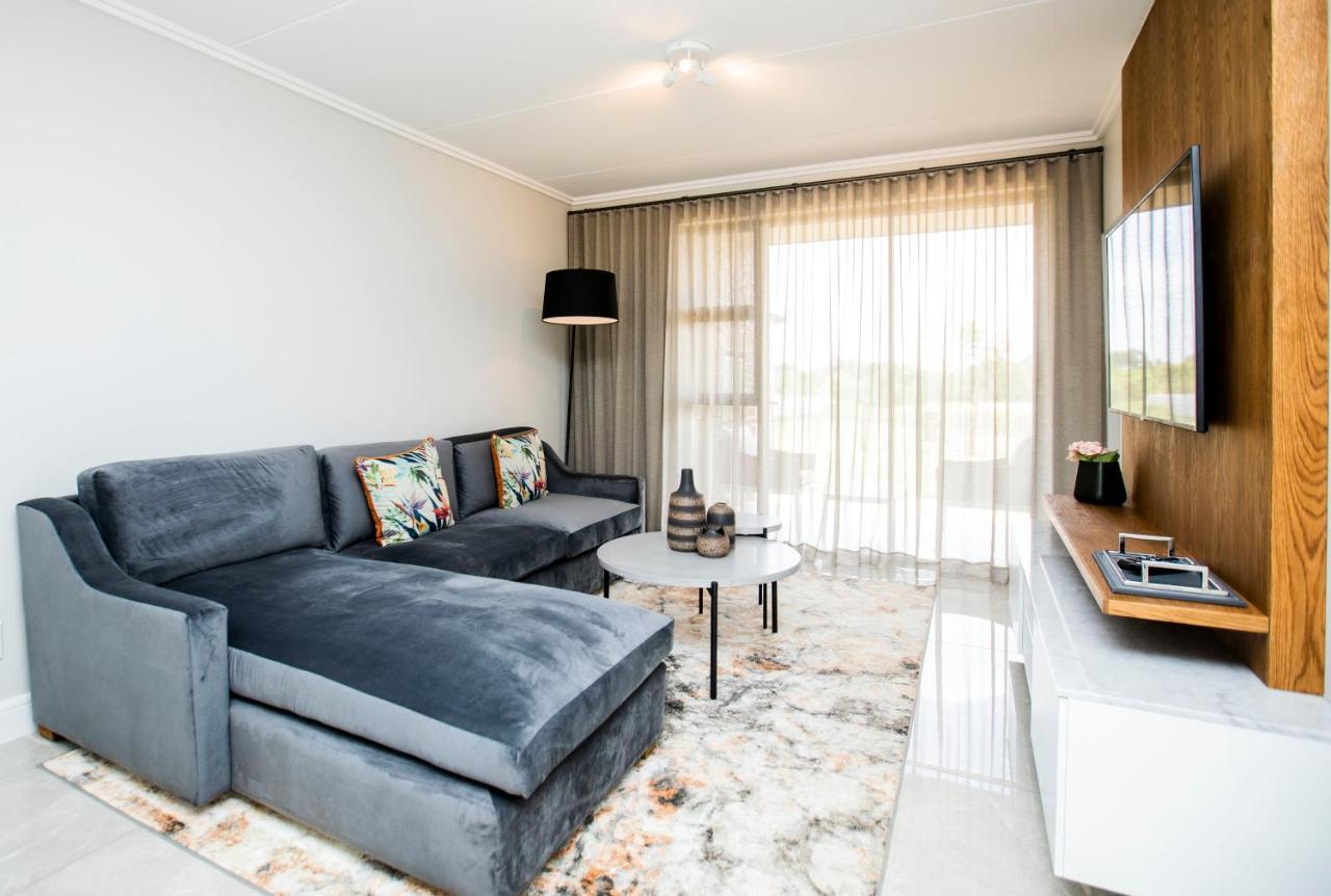 The Serengeti Lodge Kempton Park Esterno foto