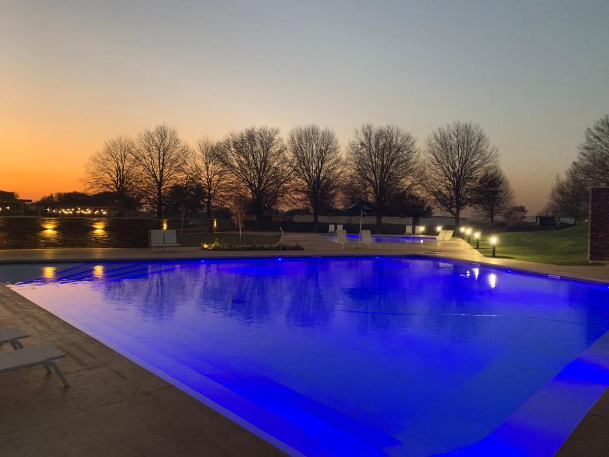 The Serengeti Lodge Kempton Park Esterno foto