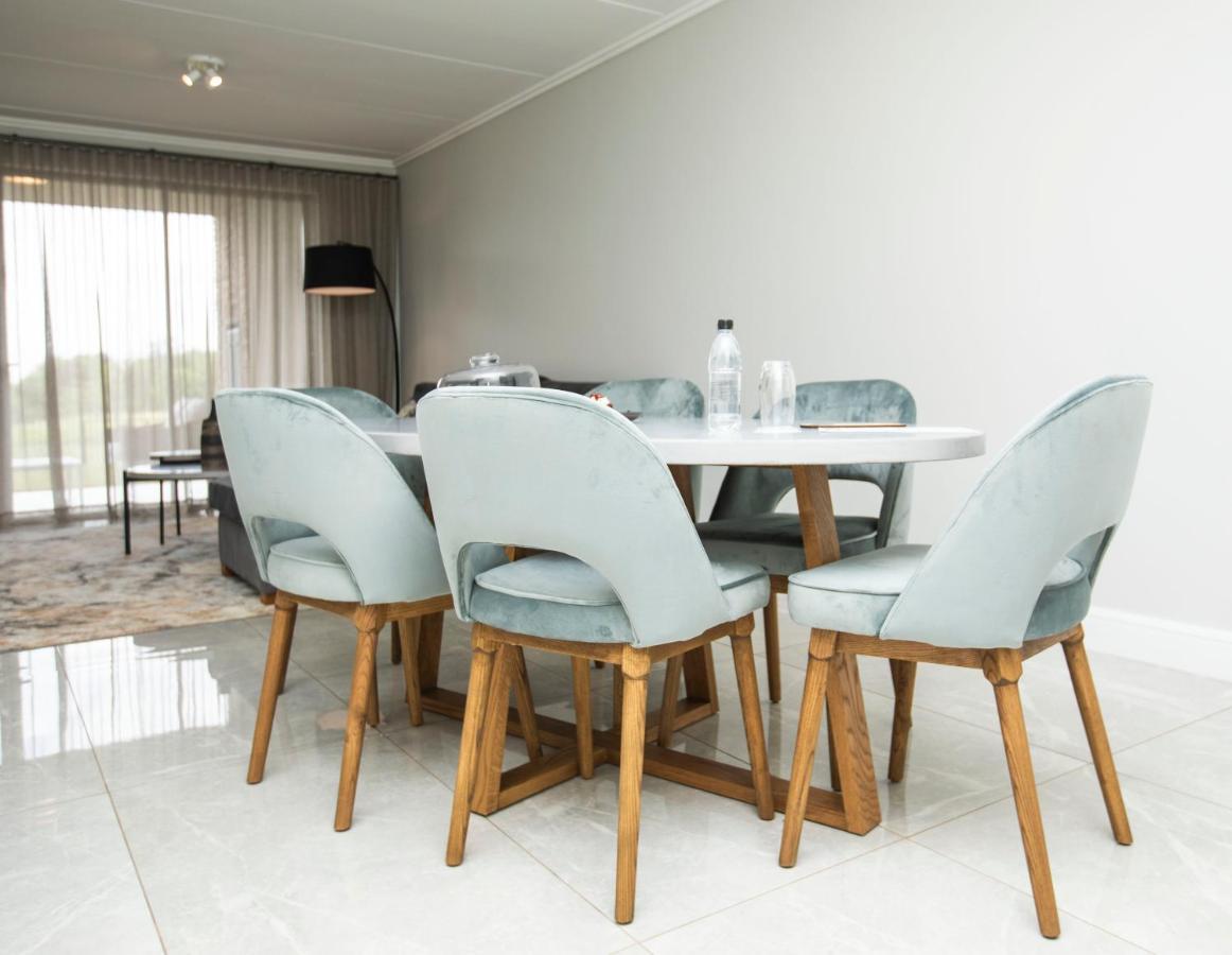 The Serengeti Lodge Kempton Park Esterno foto