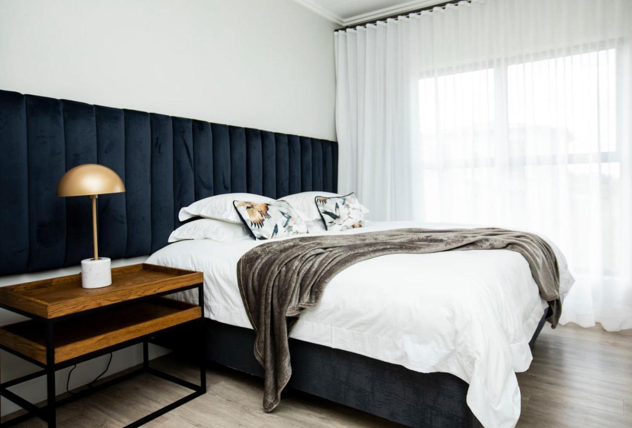 The Serengeti Lodge Kempton Park Esterno foto